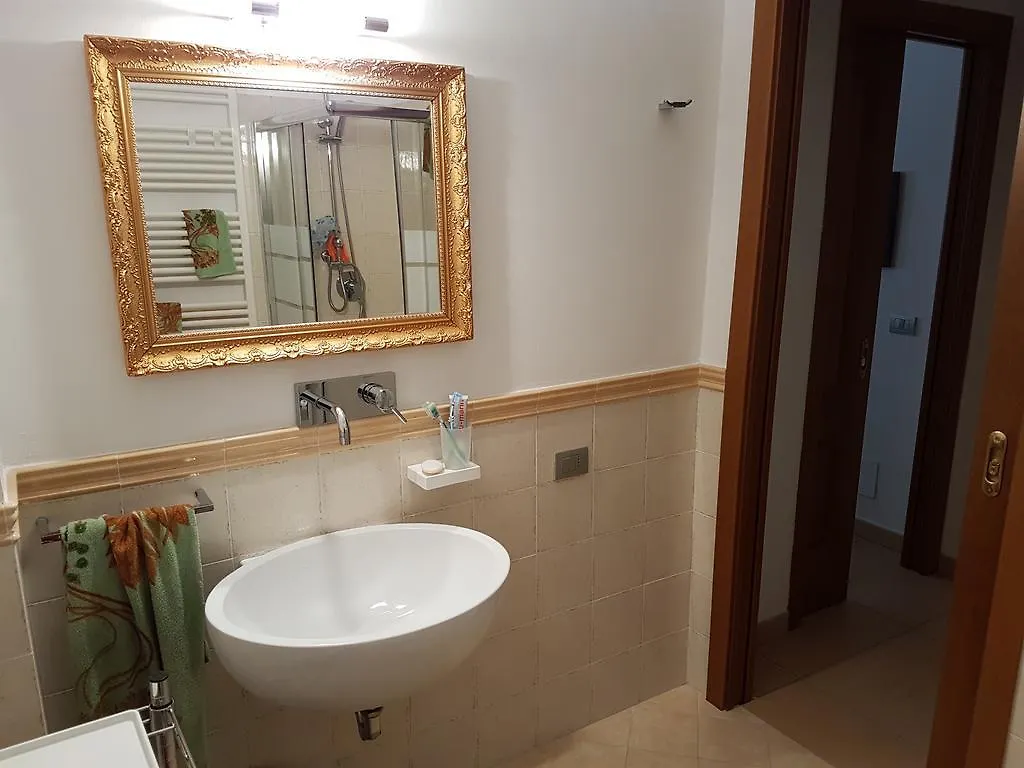 Residenza Teatro Vecchio Apartment Salo 0*,
